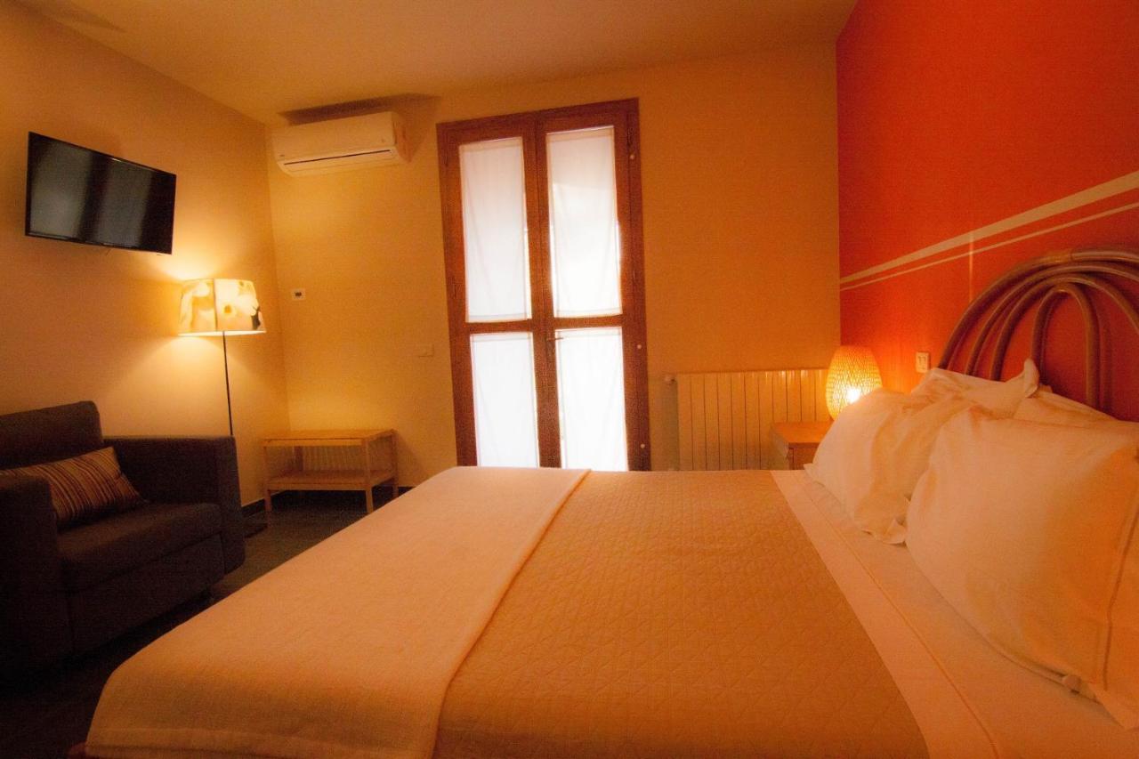 Country Resort Le Due Ruote อัลเบเรเซ ภายนอก รูปภาพ
